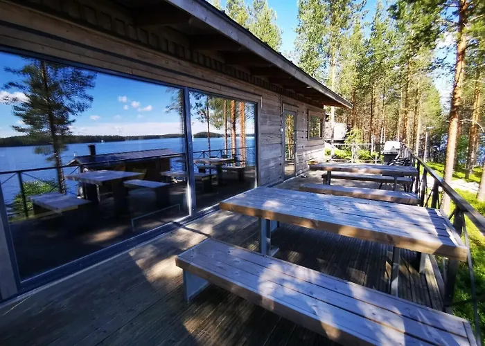 Ukkoteeri Lomamökit *