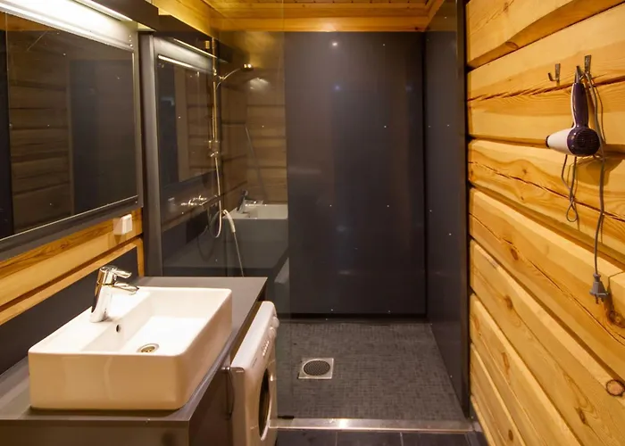 Ukkoteeri Lomamökit *